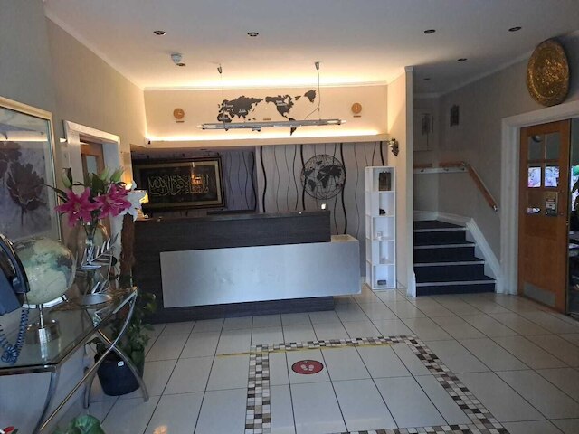 パーク クレセント ホテル