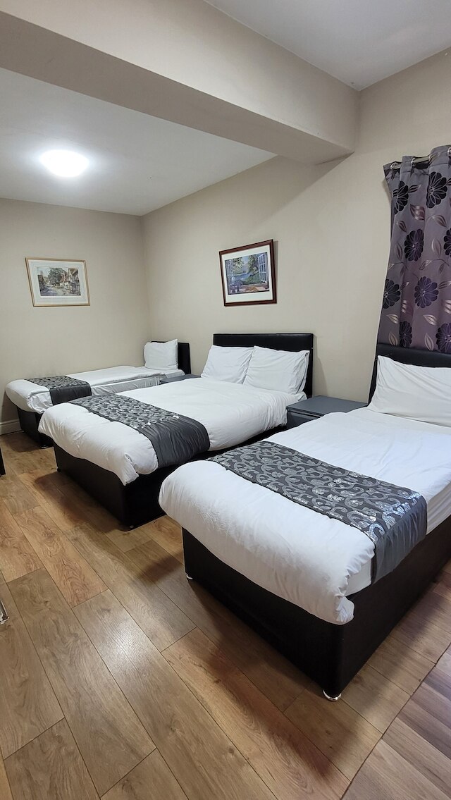 パーク クレセント ホテル