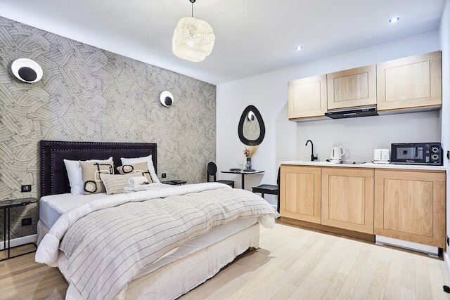 スーパーブ スタジオ イン ザ センター オブ パリ/オペラ