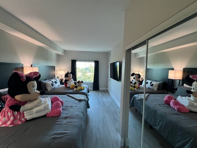 ミッキー ミニ エピック シャトル キング ベッド