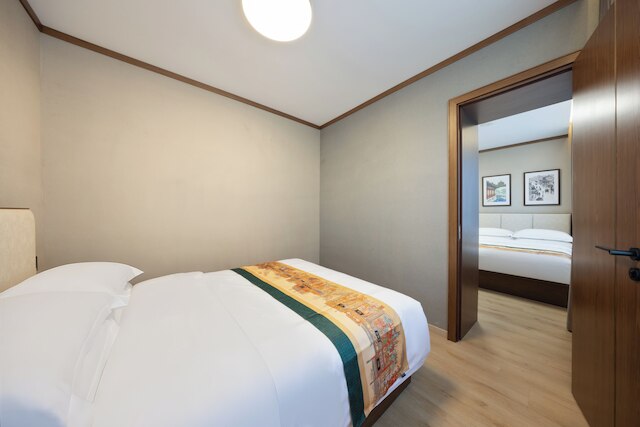 Nostalgia S Hotel(Beijing Qianmen Street & Tianqiao Performing Arts Center)