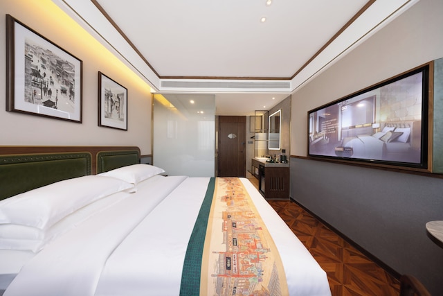 Nostalgia S Hotel(Beijing Qianmen Street & Tianqiao Performing Arts Center）