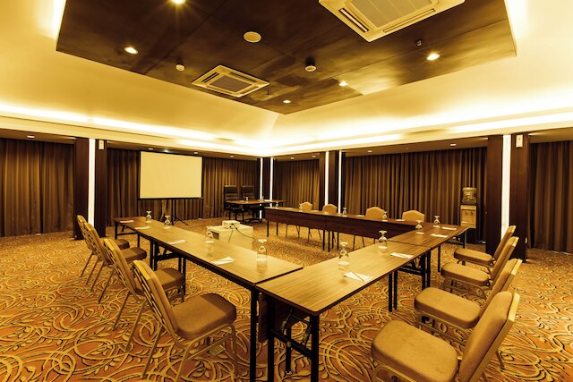 デベスト ホテル パサール バル バンドン