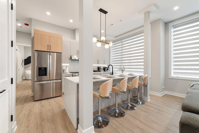 スペーシャス ブライト モダン ニュー ユニット イン トライ テイラー