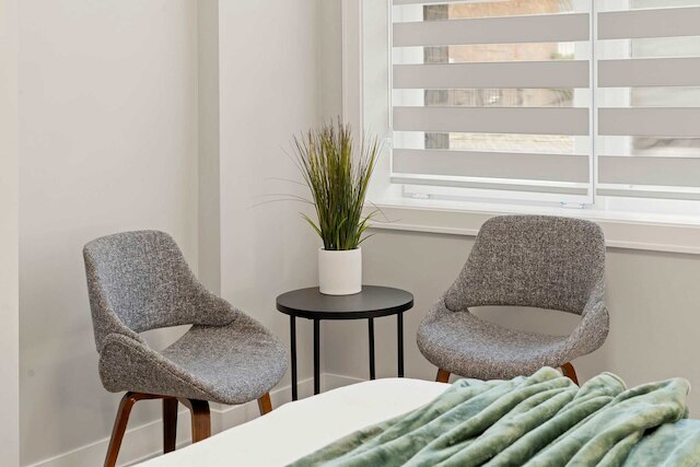 スペーシャス ブライト モダン ニュー ユニット イン トライ テイラー