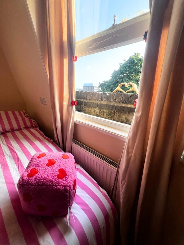 コージー ロンドン アパートメント ニア アールズ コート