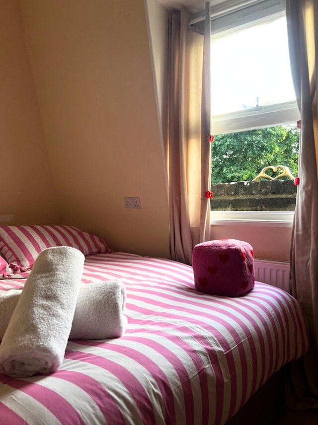 コージー ロンドン アパートメント ニア アールズ コート