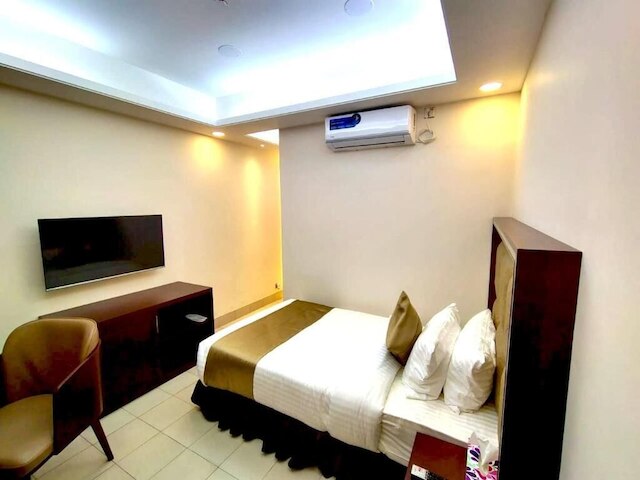 ツーリスター Bd Ltd