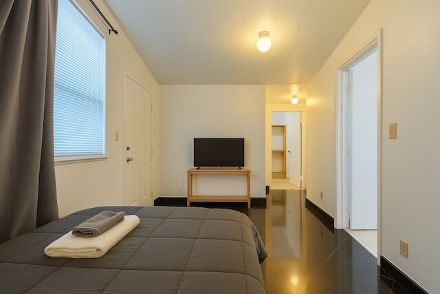 モダン スタジオ イン ザ ハート オブ ウィンウッド