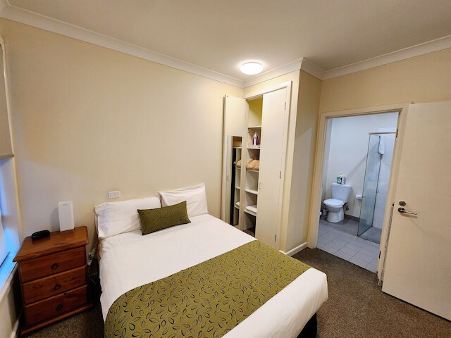 メアリー マッキロップ スピリチュアリティ センター メルボルン