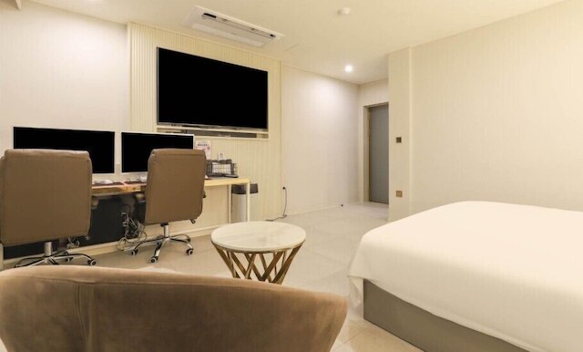 Signature Denbasta Hotel