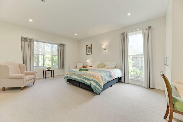 セント ジョセフズ バイ ザ シー