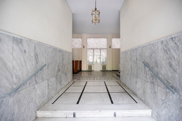 アッティカ - キャプティベイティング 2 ベッドルーム アパートメント & バルコニー イン アテネ