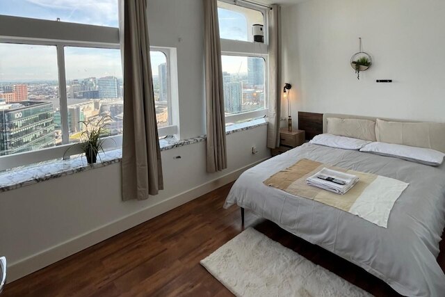 シティ センター & パーキング 2 ベッド アパートメント