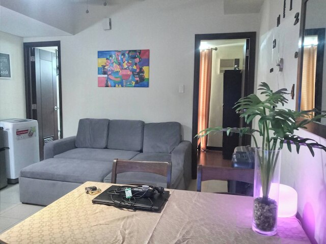 コンド ステイケーション イン SLP バンカル マカティ