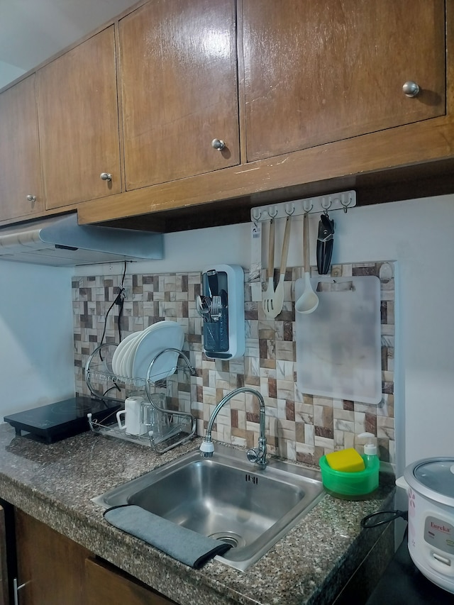 タムズ エムプレイス ステイケーション 16th フロア タワー A