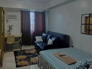 タムズ エムプレイス ステイケーション 17th フロア タワー B