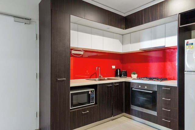 2BR アパートメント ネクスト トゥ メルボルン セントラル ウィズ シティ ビューズ