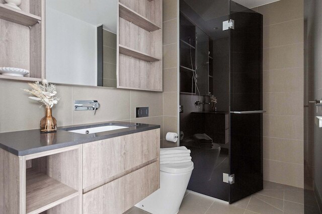 ア ラックス 2BR アパートメント ライト オポジット サザンクロス