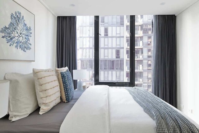 ラージ 3ベッドルーム アパートメント ニア クラウン、スリープス 10、フリー パーキング