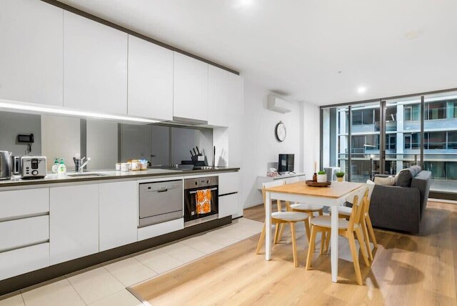 コージー & チャーミング 2ベッドルーム ステイ、フリー パーキング