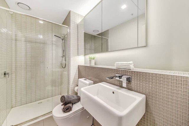 スタイリッシュ ペットフレンドリー 2ベッドルーム ステイ、ニア サザンクロス