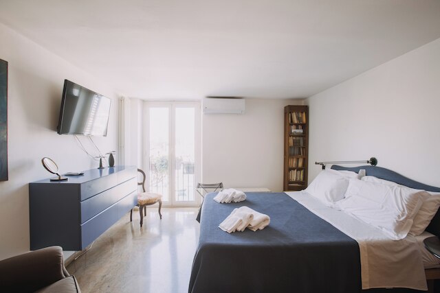 ラ ロッカ スッラ カラ by ワンダフル イタリー