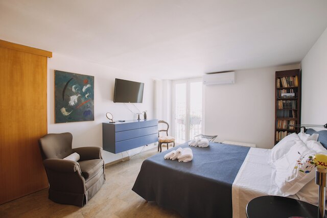 ラ ロッカ スッラ カラ by ワンダフル イタリー