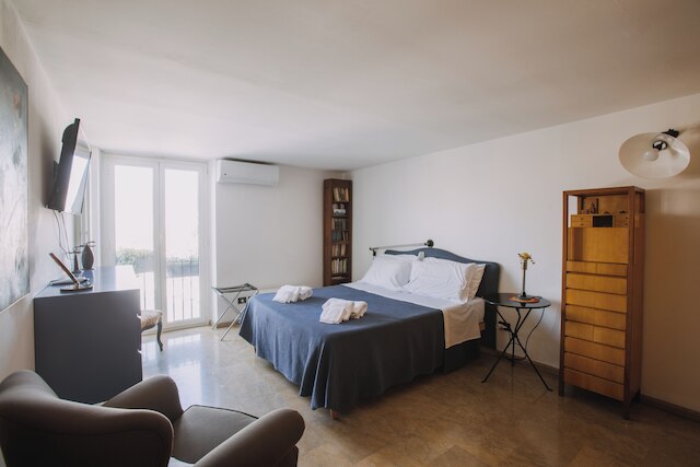 ラ ロッカ スッラ カラ by ワンダフル イタリー