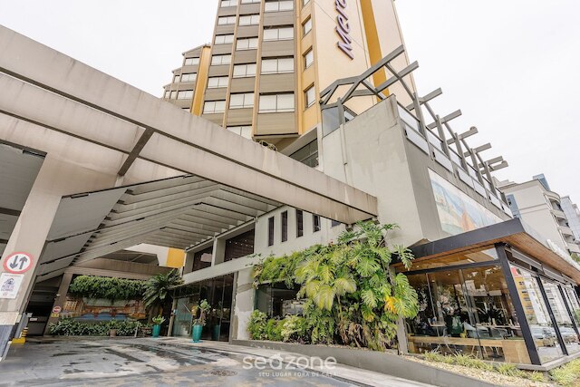 アパート イン コンド ウィズ ヒーテッドプール CUR0905