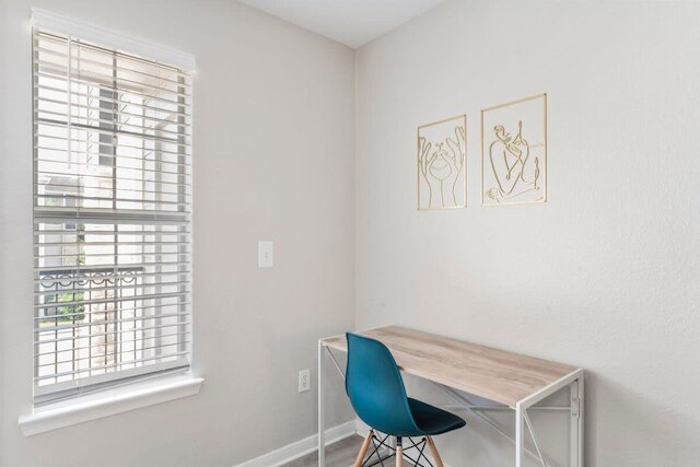 アイディアル 2ベッドルーム キングスイート ウィズ ジム プール クローズ トゥ ダウンタウン