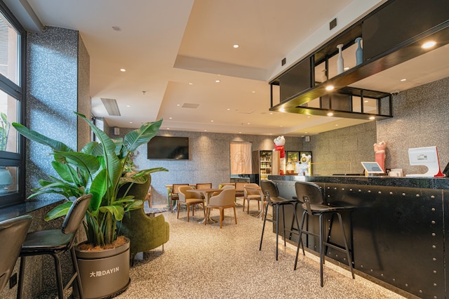 Dayin Hotel (Shanghai Hongqiao Beixinjing Metro Station Branch)