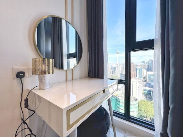 アクソン レジデンス by エミリー イン タウン