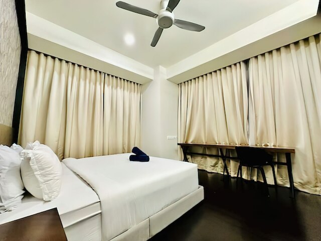 トロピカーナ ザ レジデンシズ KLCC スカイプール