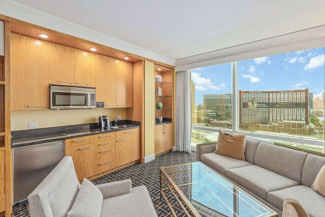 トランプ タワー バイ ゼロー