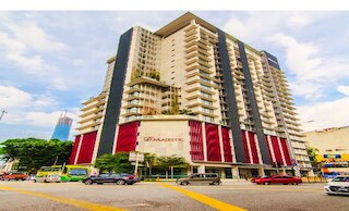 D' マジェスティック レジデンス by エミリー イン タウン