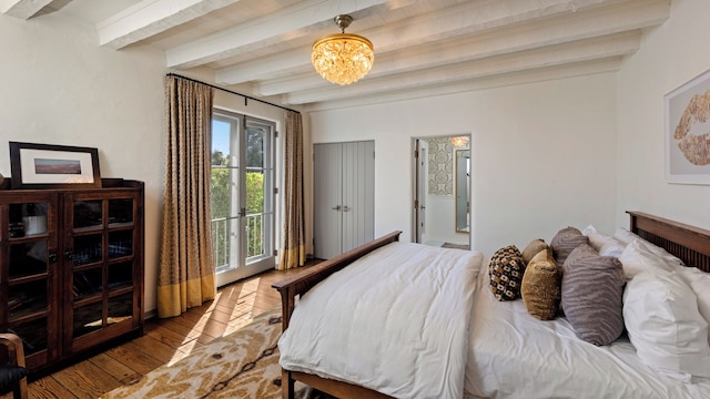 ハワード ヒューズ エステート - スパニッシュ リバイバル ジェム ウィズ プール、ワイン セラー & ゲスト ハウス