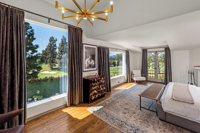 ハワード ヒューズ エステート - スパニッシュ リバイバル ジェム ウィズ プール、ワイン セラー & ゲスト ハウス