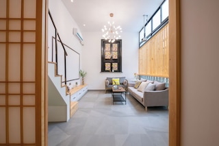 Shanghai Hills&XING 132 Family Homestay