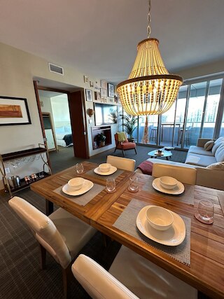 ブリッケル フロア 31 シービュー フリー パーキング by パレルモ ホーム