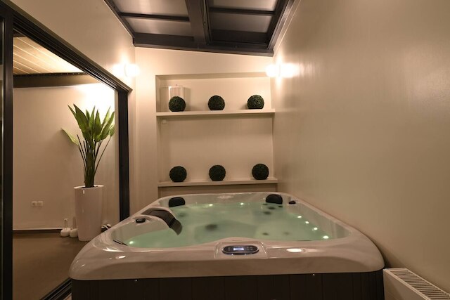 マ メゾン N 9 ダウンタウン ヴィラ ジャグジー パーキング