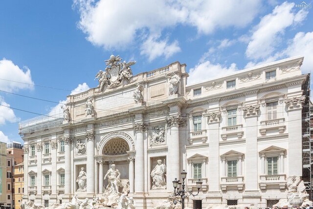 ヴィコロ トレヴィ アパートメント