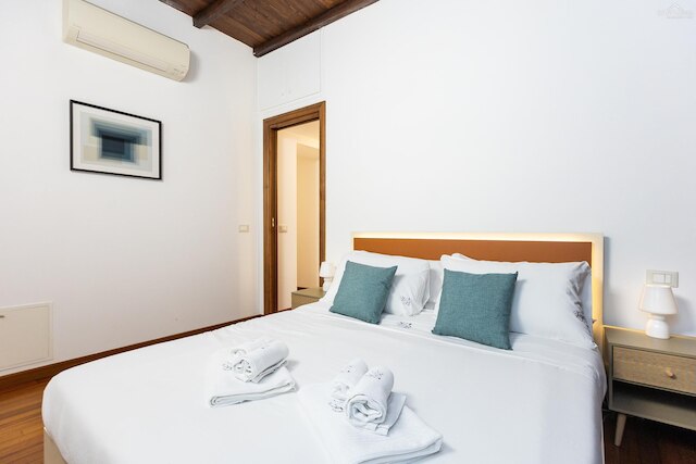 ヴィコロ トレヴィ アパートメント