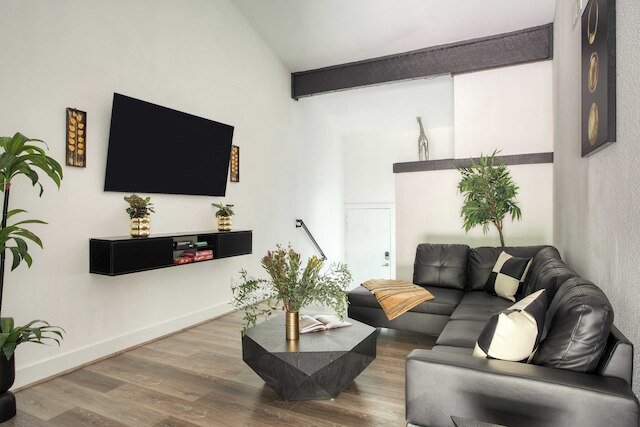 Modern Home w/ Shared Pool, Yard & Prime Location Fairlawn Lane B by Avantstay