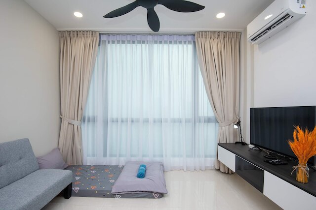 コージー 1ベッドルーム アパートメント ニア CIQ フリー パーキング