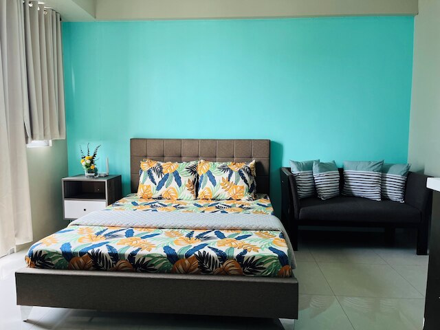 One Palm Tree Villas