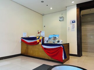 One Palm Tree Villas