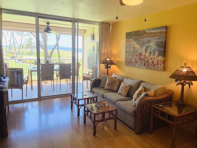 メネフネ ショアーズ 223 2 ベッドルーム コンド