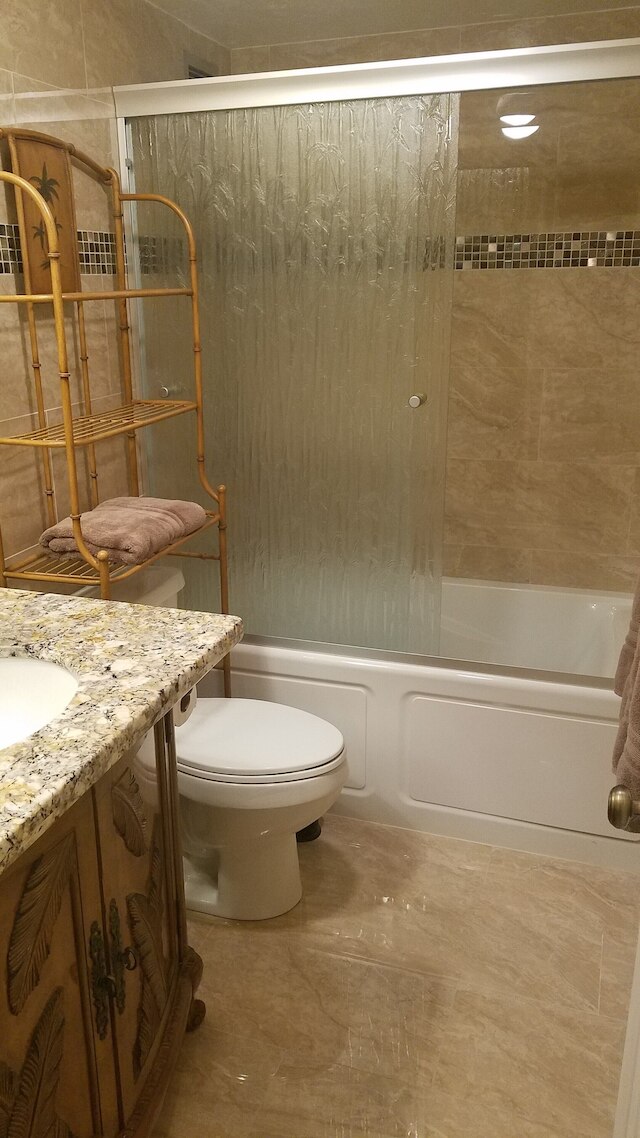 メネフネ ショアーズ 223 2 ベッドルーム コンド