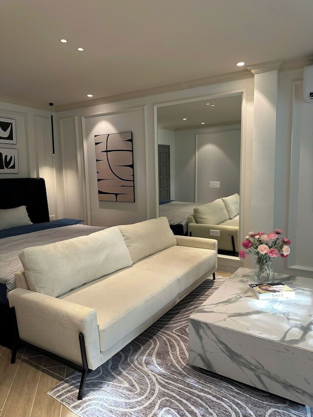 ザ トレインストリート レジデンス リー ナム デー